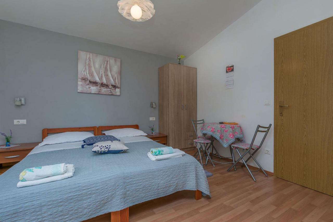 Apartment Ivanka Omiš Exterior foto
